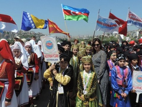 Azərbaycanlı məktəblilər beynəlxalq festivalda iştirak ediblər