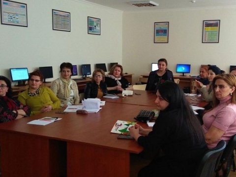 Dərnək rəhbərləri və müəllimlər ixtisasartırma təlimlərinə cəlb olunublar
