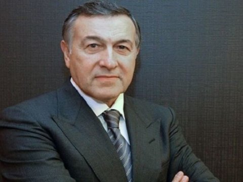 “Bizə köhnə nəzəriyyələri öyrədirdilər, ancaq onlar da işə yarayırdı” - Araz Ağalarovun təhsillə bağlı məqaləsi