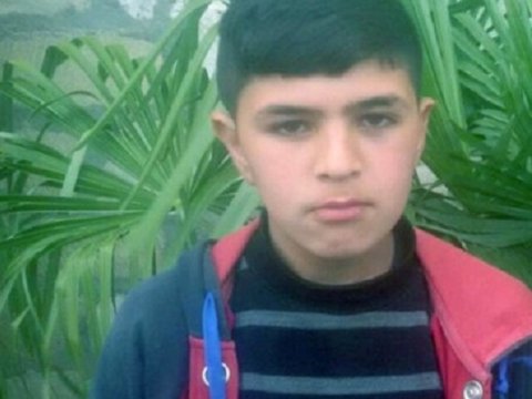 Azərbaycanda məktəbli pulqabı tapdı, içindən 5000 manat çıxdı