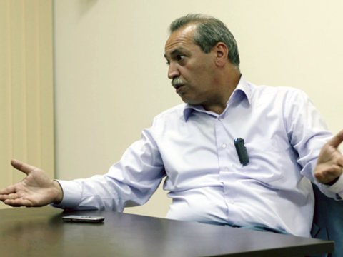 “Məktəblər robot yetişdirir, təhsili sistemini yenidən yığmaq lazımdı” - Arif Əliyevin “Təhsil resepti” 