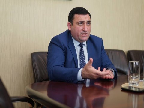 “Dərhal 200 nəfəri ixtisar etdik, maaşları 2 dəfə qaldırdıq” – Rektor ADNSU-dakı maxinasiyaların üstünü necə açdı? - MÜSAHİBƏ