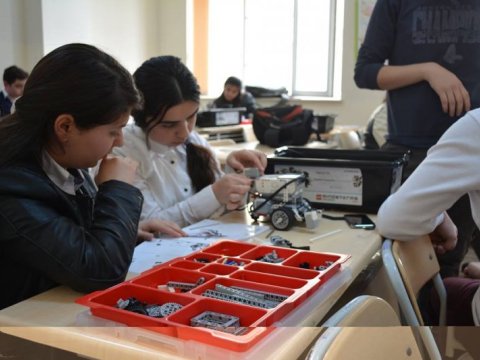 Məktəblilər arasında mühəndis və robot texnikası yarışı keçiriləcək