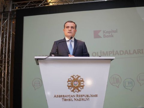 Ceyhun Bayramov olimpiada qaliblərini mükafatlandırdı - FOTOLAR