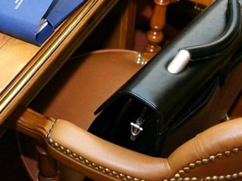 Məktəb direktorlarının müavinlərinə işə qəbul üçün məhdudiyyətlər tətbiq ediləcək