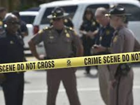 ABŞ-da məktəbdə atəş açmaqda şübhəli bilinənin şəxsiyyəti müəyyənləşib