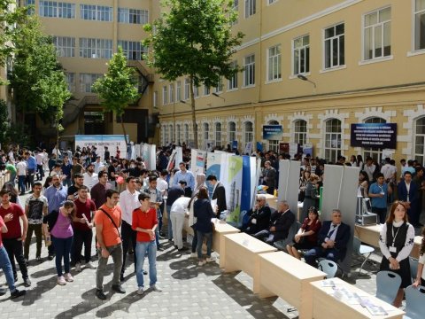Azərbaycan Dövlət Neft və Sənaye Universitetində dördüncü məzun-karyera sərgisi açılıb  