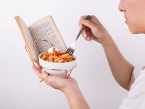 İmtahana hazırlaşanlar nə yesinlər? - Mütəxəssisdən məsləhətlər