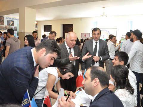 LDU-da açıq qapı günü  və məzun yarmarkası keçirilib - FOTOLAR