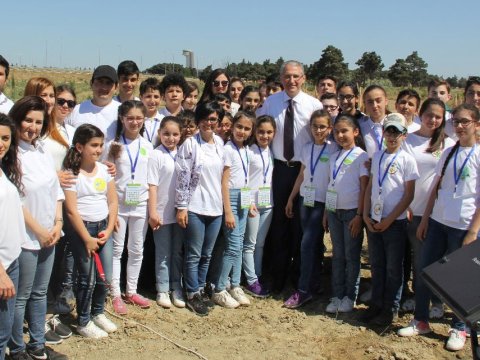 Şagirdlər ekoloji aksiyada - Fotolar
