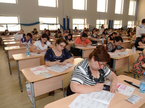 İbtidai sinif müəllimlərinin bilik və bacarıqlarının diaqnostik qiymətləndirilməsi davam edir