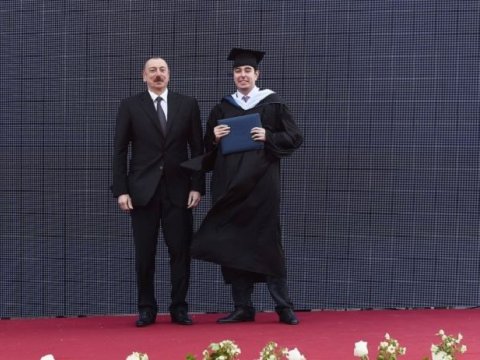 Prezidentin oğlu məzun oldu 