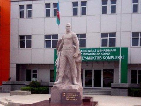 Mübariz İbrahimovun adını daşıyan lisey yenə birinci oldu