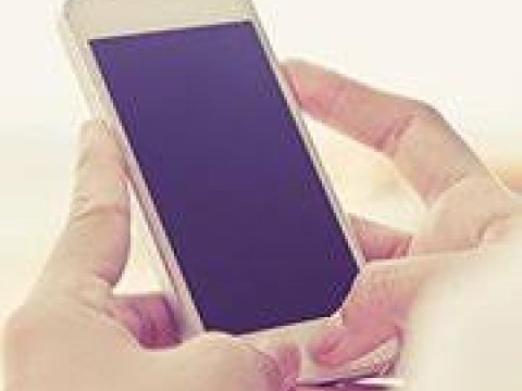 Məktəblərdə telefon işlədilməsi  qadağan edildi