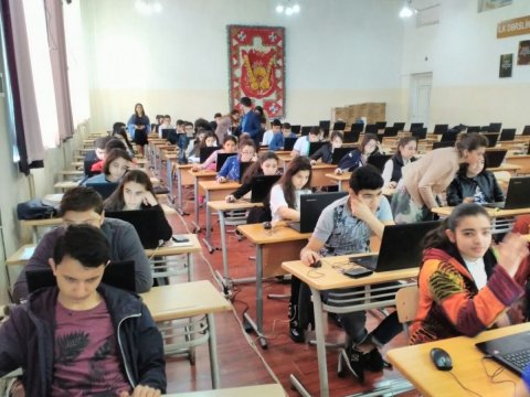 Məktəblərdə beynəlxalq qiymətləndirmə proqramının pilot mərhələsi keçirilir