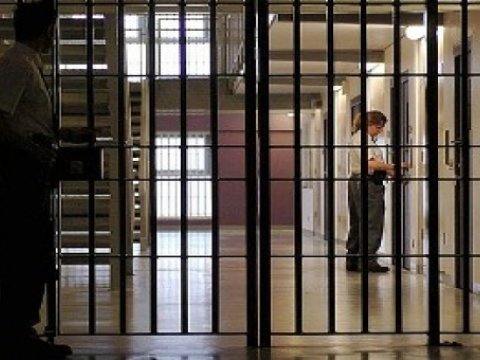 Həbsxanaya düşən elm adamları - Onların arasında müəllim də var, memar da...  