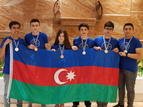 Şagirdlərimiz beynəlxalq olimpiadadan 6 medal qazanıblar  