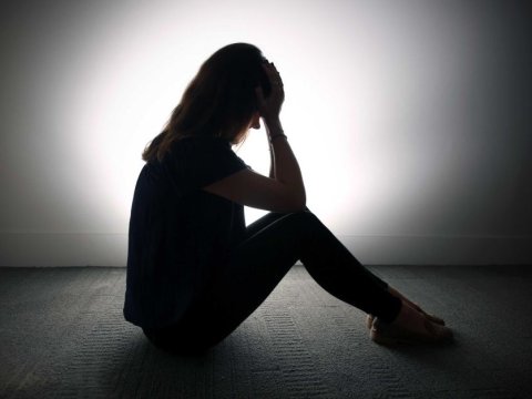 Tələbə intiharları ilə bağlı statistika AÇIQLANDI...