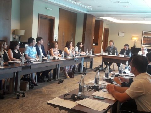 “Dövlət orqanlarında daxili nəzarət qurumlarının fəaliyyətinin təkmilləşdirilməsi” ilə bağlı növbəti seminar keçirilib