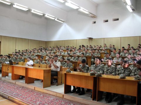 Ali Hərbi Məktəbdə Azərbaycan Silahlı Qüvvələrinin 100 illiyinə həsr olunan tədbir keçirilib  