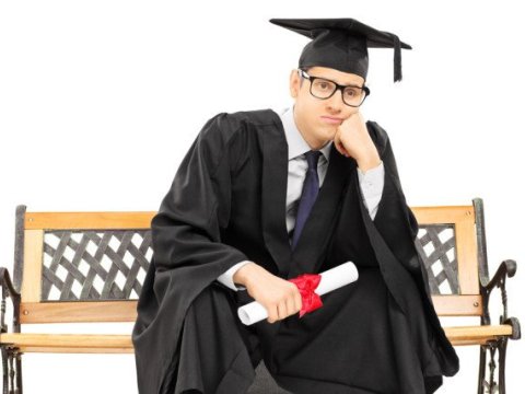 “Universitetlər buna ciddi hazırlaşmır” – Xalat və papaqla “yola salınan”  “Məzun günü”  