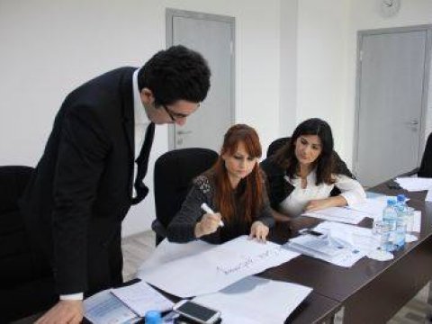 Dövlət qulluğuna qəbul olmaq istəyənlər üçün müsahibələrin keçirilmə qrafiki müəyyən edilib