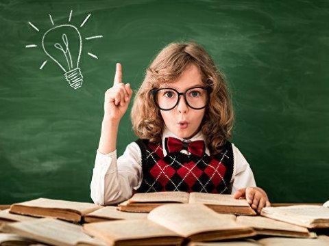 8 yaşlı şagird məktəbi 1,5 ilə bitirib