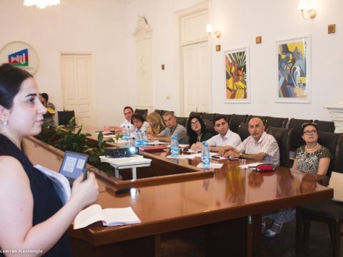Bu universitetin magistləri 2 ilə iki diplom aldılar    