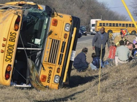 ABŞ-da 20-dək məktəbli xəsarət alıb