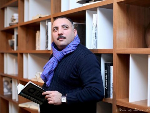 “Məktəbdə dəcəlliyimə görə məni tez-tez direktorun otağına aparırdılar” - Bəhram Bağırzadə ilə MÜSAHİBƏ