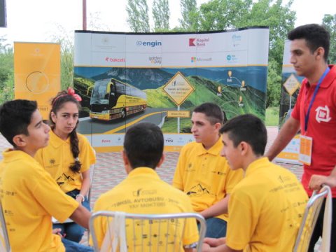 “Bakcell”dən “Təhsil Avtobusu-2018” Yay Məktəbinin keçirilməsinə DƏSTƏK