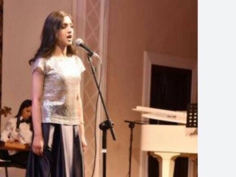 700 bal toplayan abituriyentdən möhtəşəm ifa – ÖZƏL