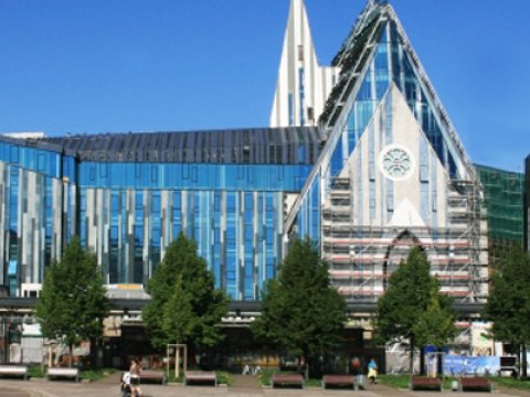 “Azərbaycanda universitetə imtahan vermək mənim üçün vaxt itkisi olardı” –Sərt almantəfəkkürlü müsahibə