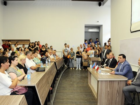 UFAZ-a qəbul imtahanında rekord sayda abituriyent iştirak edib - FOTO  