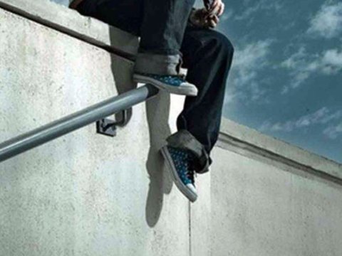 Abituriyentləri intihara sürükləyən stereotiplər… – Deputatla sosioloq danışır