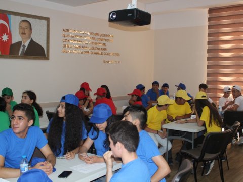 Məcburi köçkün məktəblərinin şagirdləri üçün müsabiqə 