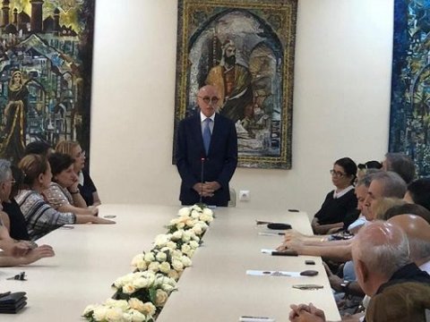 Yeni rektor kollektivə təqdim edilib - FOTO