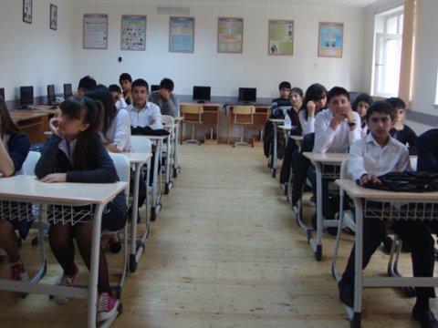 Şagirdləri daim zəif nəticə göstərən müəllimlərin məsuliyyəti məsələsinə baxılacaq