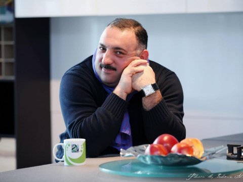 “İstərdim ki, dünyada ən yüksək maaş Azərbaycan müəllimlərinin olsun, təxminən bu qədər...”– Bəhram Bağırzadənin TƏHSİL RESEPTİ