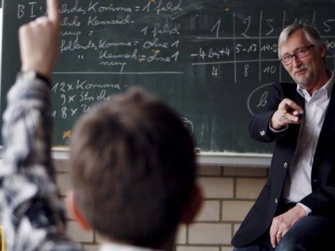 Azərbaycanlı müəllimlər  1 milyon dollar qazandıracaq müsabiqəyə müraciət edə bilərlər – “Müəllimlərin Nobeli”