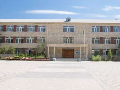 126 saylı məktəb ləğv olundu, valideynlər etiraz etdi