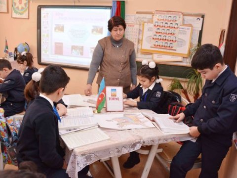 Məktəblərdəki summativ qiymətləndirmə  problemi – “Biz zavallı müəllimlər nə edək ki…”  