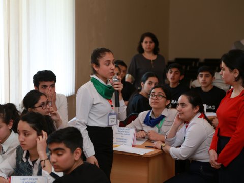 Bu il işə qəbul edilən 4053 yeni müəllimin adı bəlli oldu