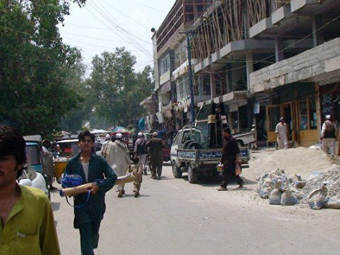 Əfqanıstanda 3 məktəb bombalandı