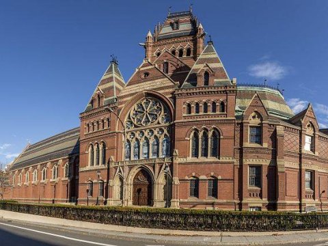 Harvard Universiteti tələbələri bu fikirlərlə motivasiya edir – 14 qızıl qayda