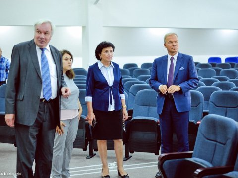 Latviyalı professor Qərbi Kaspi Universitetində  