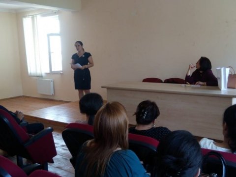 Təhsil İşçilərinin Peşəkar İnkişafı İnstitutu bölgələrdə müəllimlər üçün seminarlar keçirir