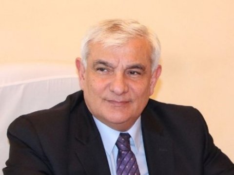 Kamal Abdulla orta məktəblərdə mühazirə oxuyacaq