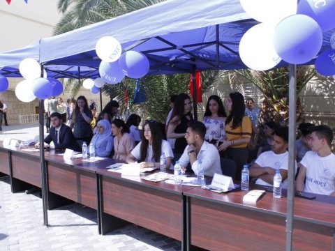 UNEC-də “Oriyentasiya günü” təşkil olunub  