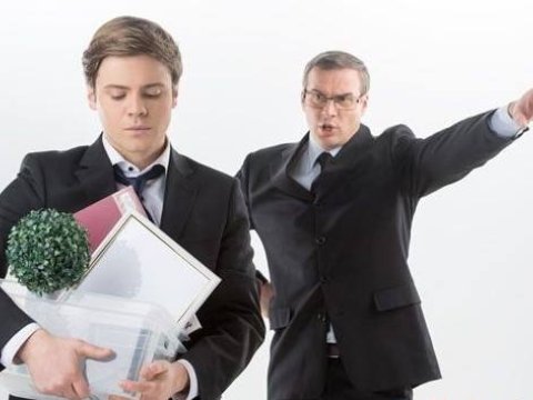 Kənd məktəbində direktor müəllim mübahisəsi – “Vakansiyalar gizlədilir, qanunsuzluqlar var”